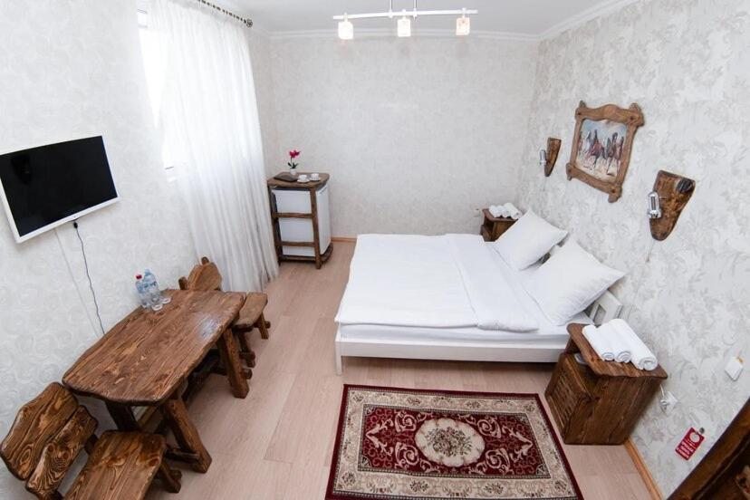 Двухместный (Улучшенный двухместный номер с 1 кроватью) отеля Аристократ, Уфа