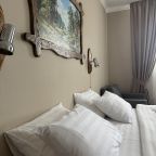 Люкс (для двух взрослых и двоих детей), Отель Аристократ