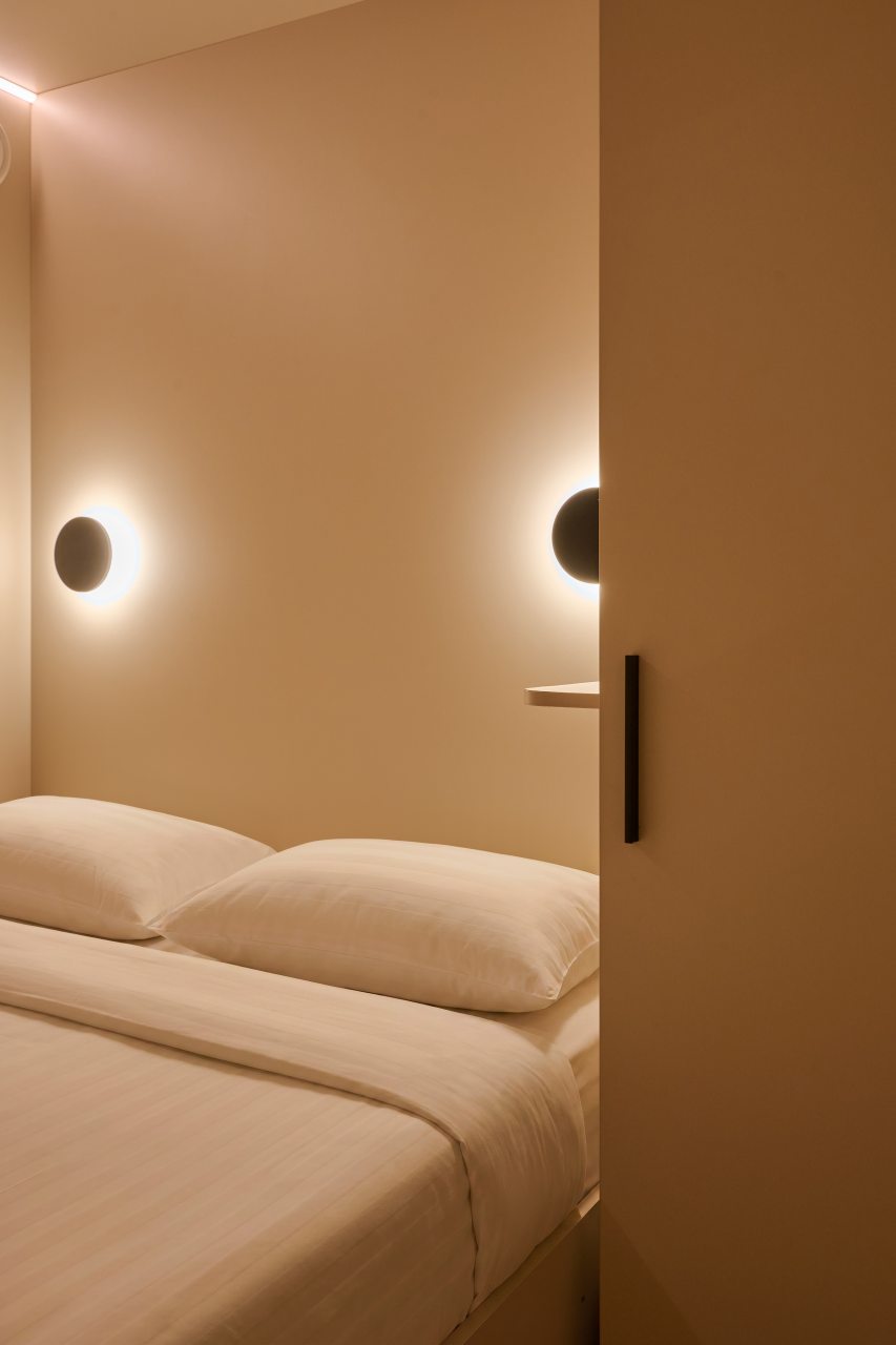 Двухместный (Бокс с 1 двуспальной кроватью), Deep Hotels