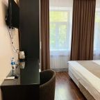 Двухместный (С одной двуспальной кроватью или двумя односпальными), Отель МаргаритовЪ
