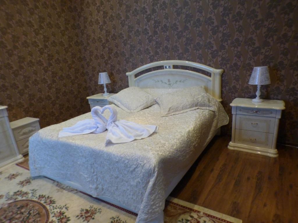 Сьюит (Стандартный двухместный люкс с 1 кроватью) мини-гостиницы Чайка, Чебоксары