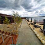 Вид на Набережную, песчаный пляж