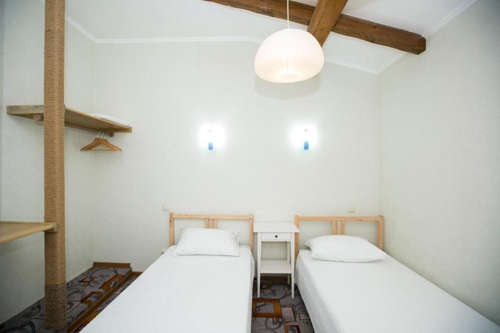 Двухместный (Двухместный номер с 2 отдельными кроватями) гостевого дома Каштан, Эсто-Садок