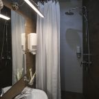 Студио (С кроватью размера king-size и диван-кроватью), Отель Клуб Путешественников 1