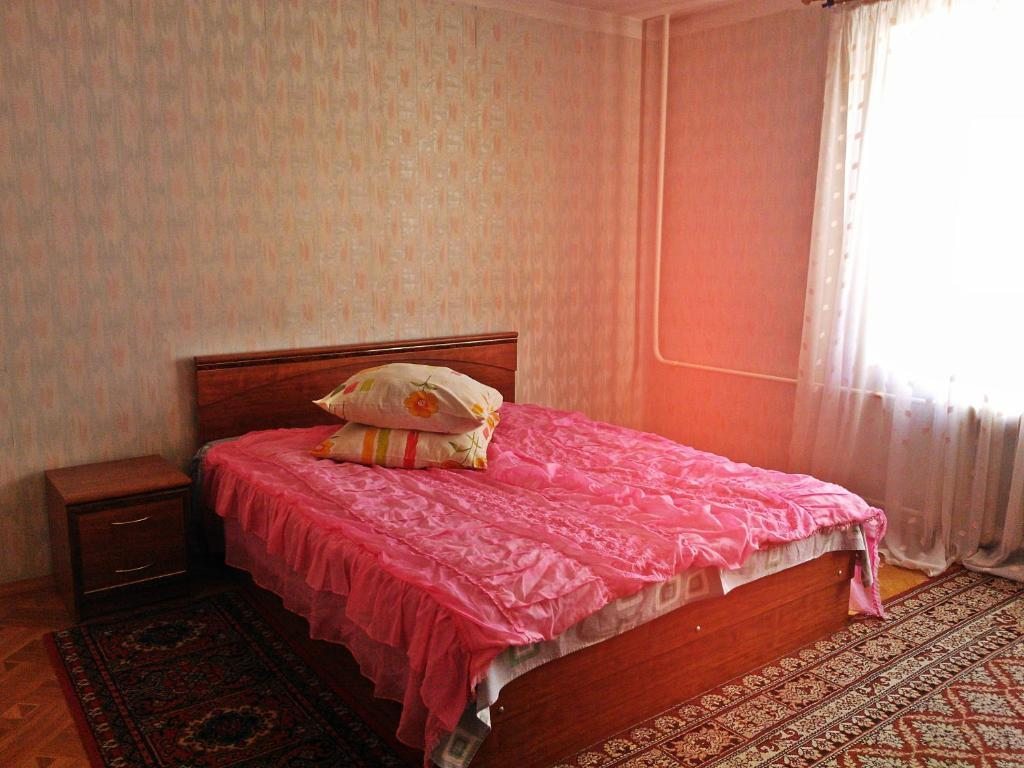 Двухместный (Двухместный номер с 1 кроватью и общей ванной комнатой) гостевого дома На Вологодском 5, Белгород