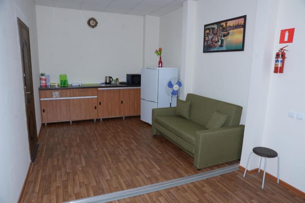 Двухместный (Двухместный номер с 1 кроватью и общей ванной комнатой) мини-отеля Северный, Белгород