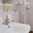 Трехместный (Стандарт с видом на улицу), Отель Лабиринт