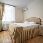 Люкс (Двухкомнатный с ванной), Отель Лабиринт