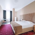 Полулюкс (Двухкомнатный), Отель Лабиринт