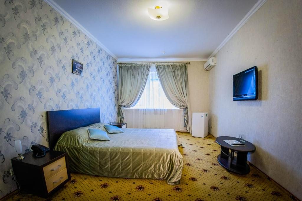 Двухместный (Бюджетный двухместный номер с 1 кроватью) отеля БогАрт, Краснодар