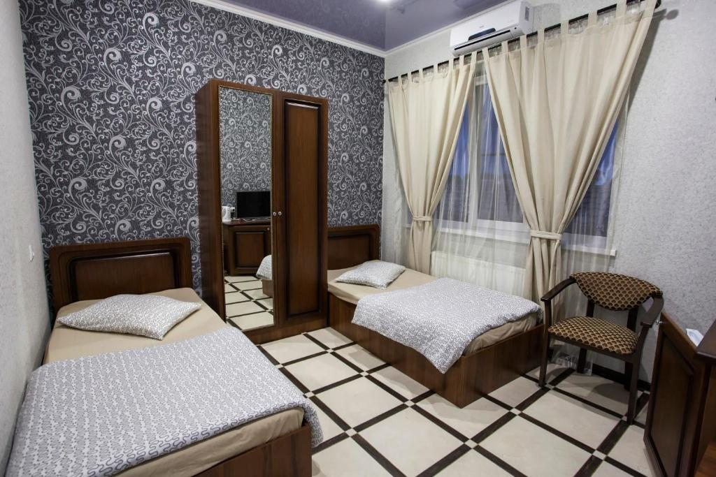 Двухместный (Бюджетный двухместный номер с 2 отдельными кроватями) гостевого дома SA, Краснодар