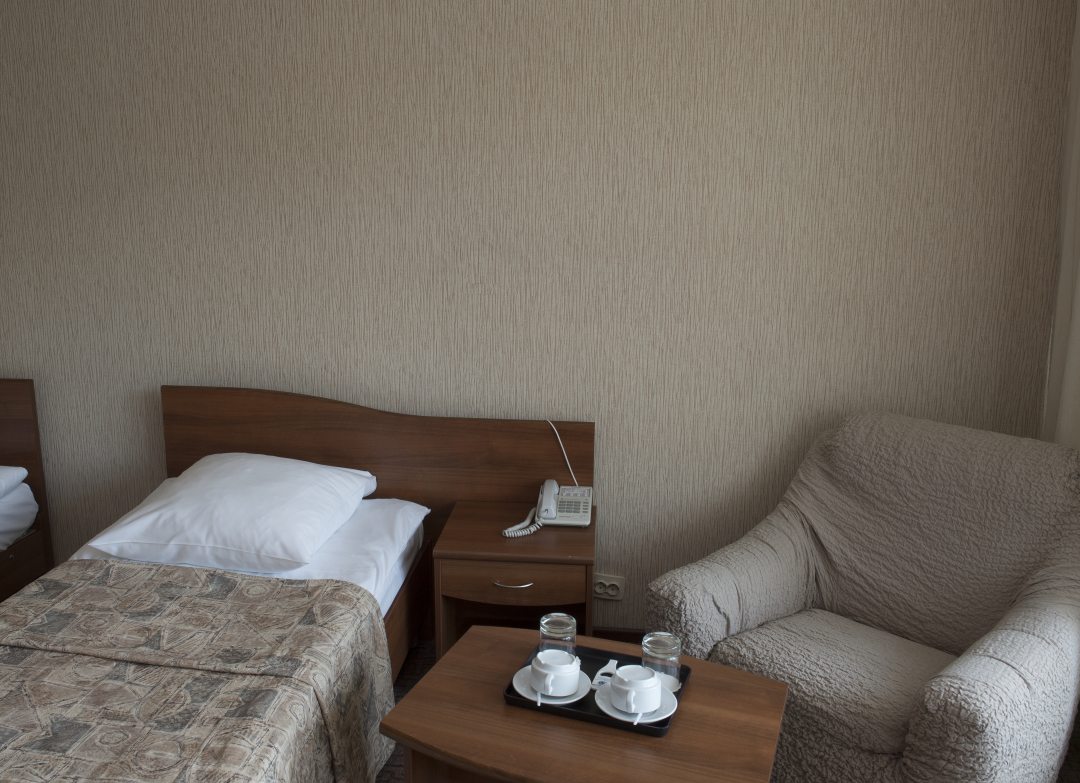 Двухместный (Улучшенный двухместный номер с 2 отдельными кроватями) отеля Паллада РАН, Москва