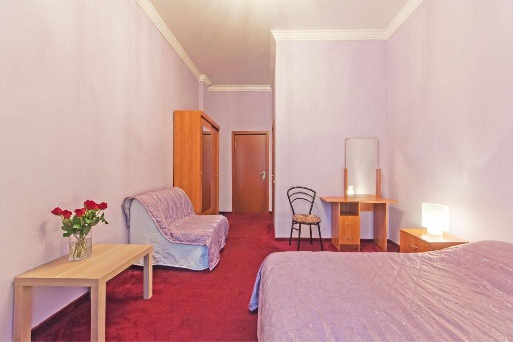 Двухместный (Двухместный номер с 1 кроватью и собственной ванной комнатой) отеля Невский 72, Санкт-Петербург