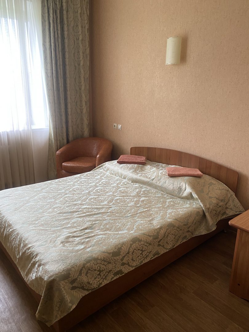 Четырехместный (2-х комнатный 4-х местный номер) отеля Онако Комета, Ульяновск