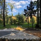 Тропа здоровья, Гостиница LES Art Resort