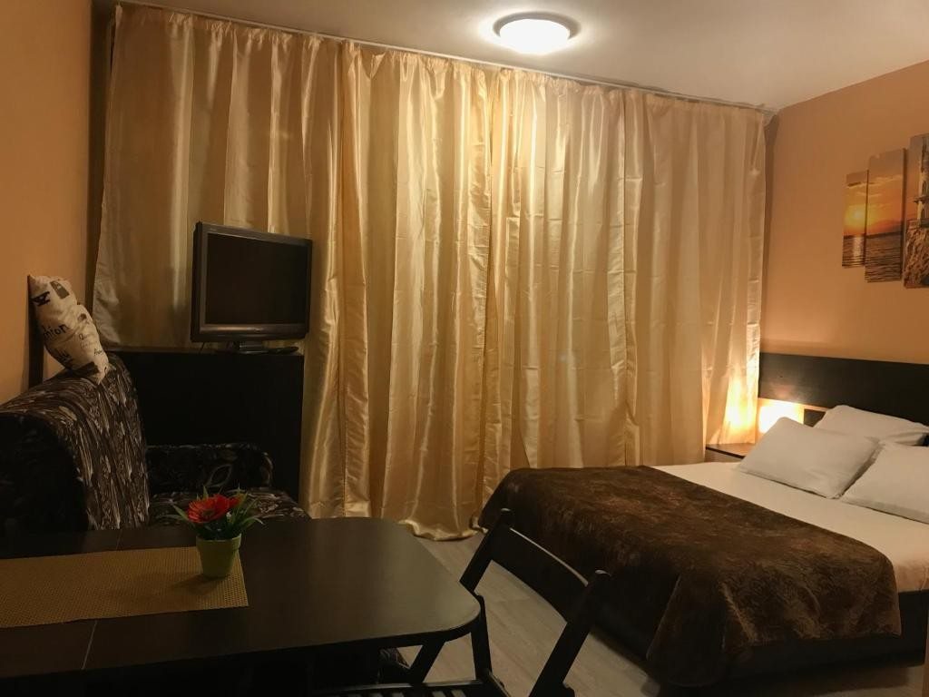 Двухместный (Улучшенный двухместный номер с 1 кроватью) мини-отеля Панофф, Москва