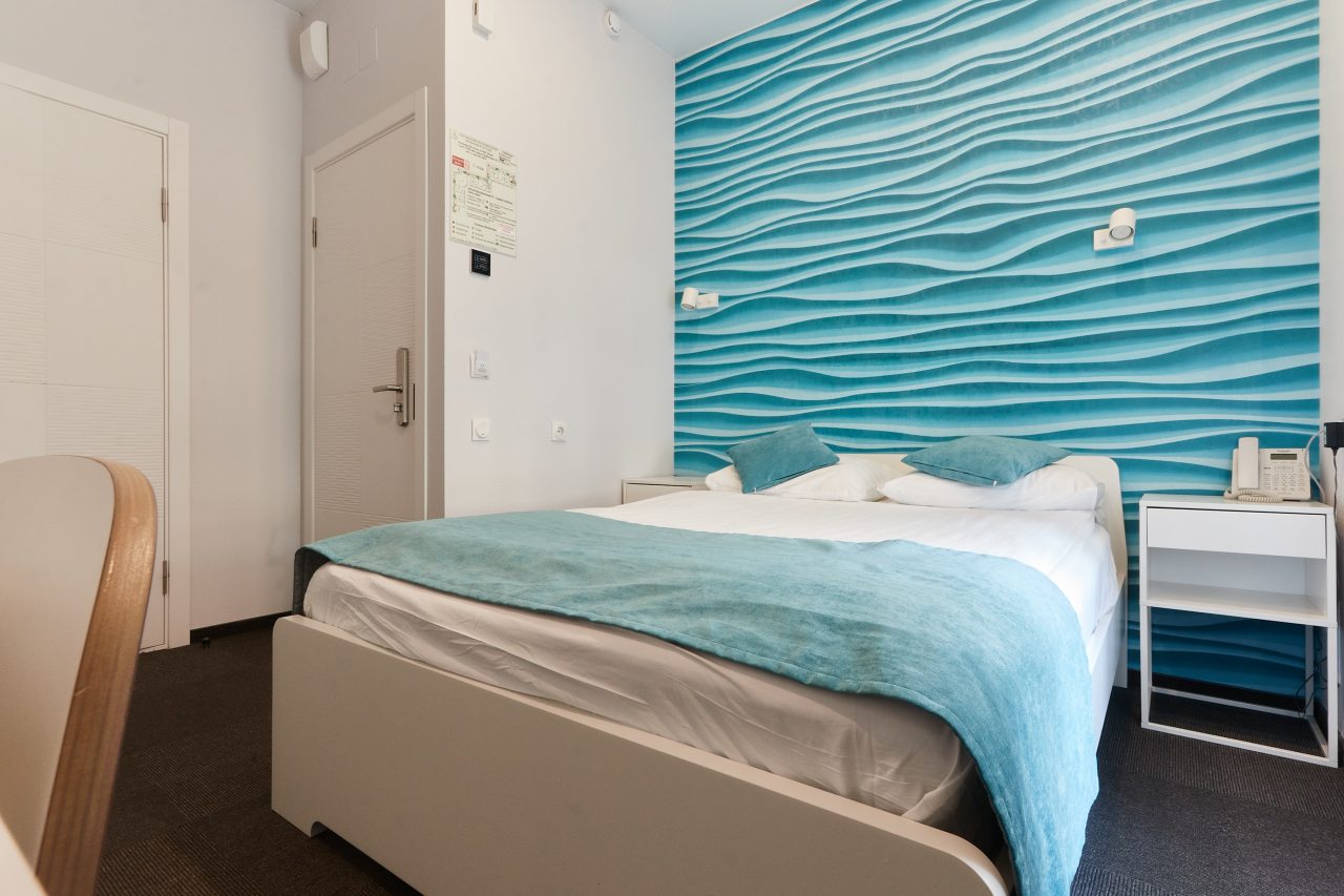 Двухместный (Небольшой номер с двуспальной кроватью), STEPS HOTEL
