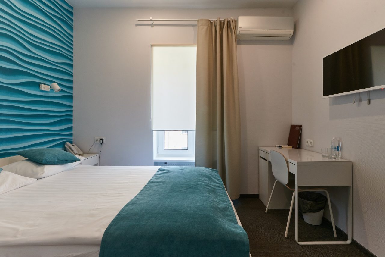 Двухместный (Небольшой номер с двуспальной кроватью), STEPS HOTEL