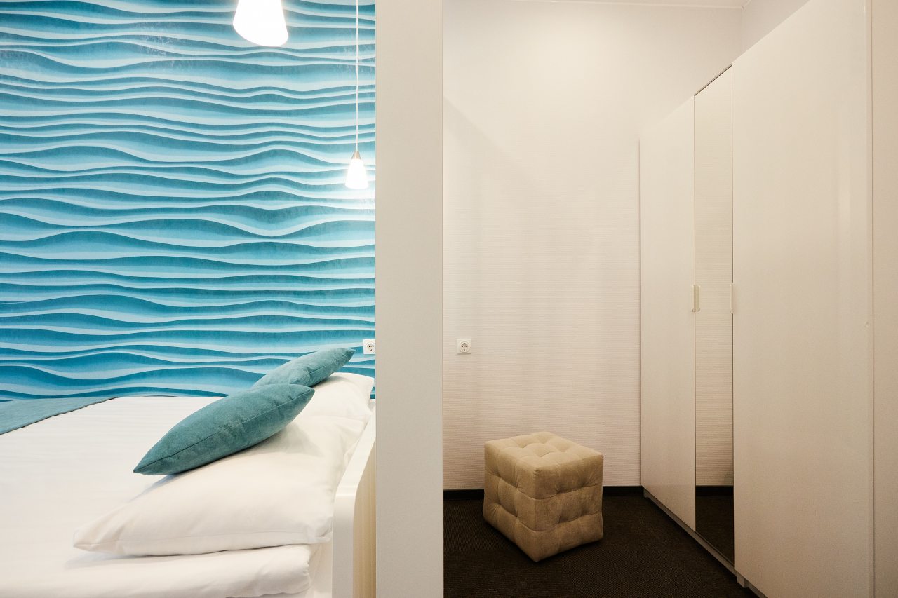 Двухместный (Улучшенный номер с кроватью размера «king-size»), STEPS HOTEL