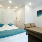 Двухместный (Улучшенный номер с кроватью размера «king-size»), STEPS HOTEL