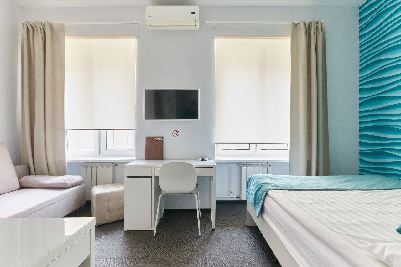 Двухместный (Улучшенный номер с кроватью размера «king-size»), STEPS HOTEL