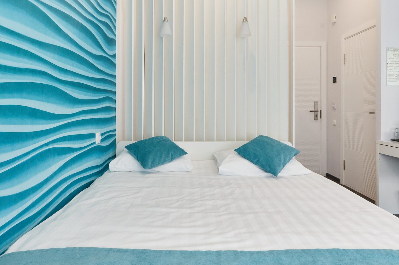Двухместный (Улучшенный номер с кроватью размера «king-size»), STEPS HOTEL