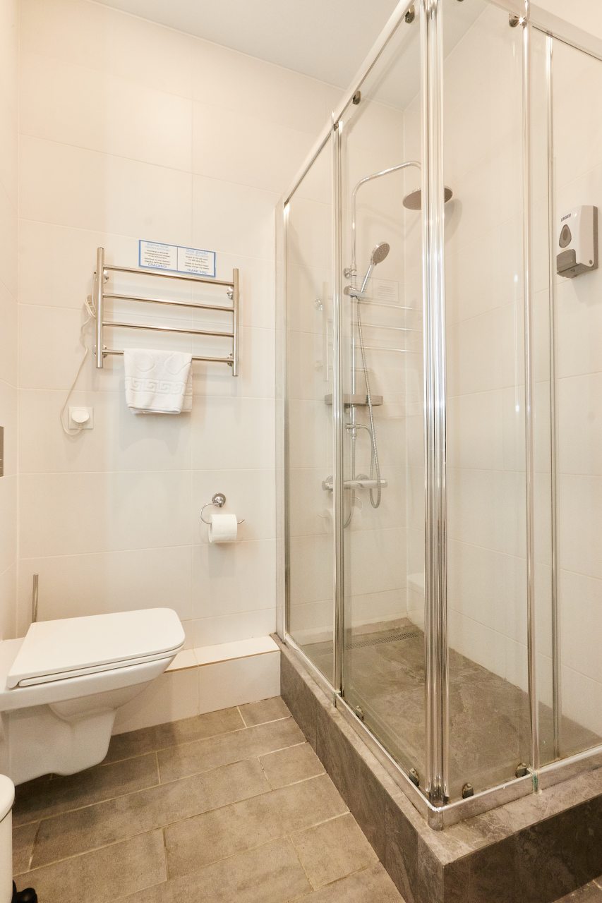 Двухместный (Улучшенный номер с кроватью размера «king-size»), STEPS HOTEL