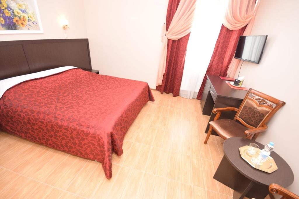 Двухместный (Улучшенный двухместный номер с 1 кроватью или 2 отдельными кроватями) отеля Вега, Наро-Фоминск