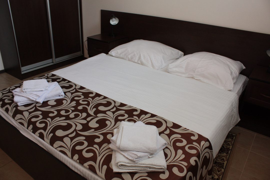 Двухместный (Стандартный номер с двуспальной кроватью) гостиницы Мир на Карбышева, Балашиха