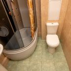 Апартаменты (Люкс с балконом и кухонной зоной), Гостевой дом Балашиха