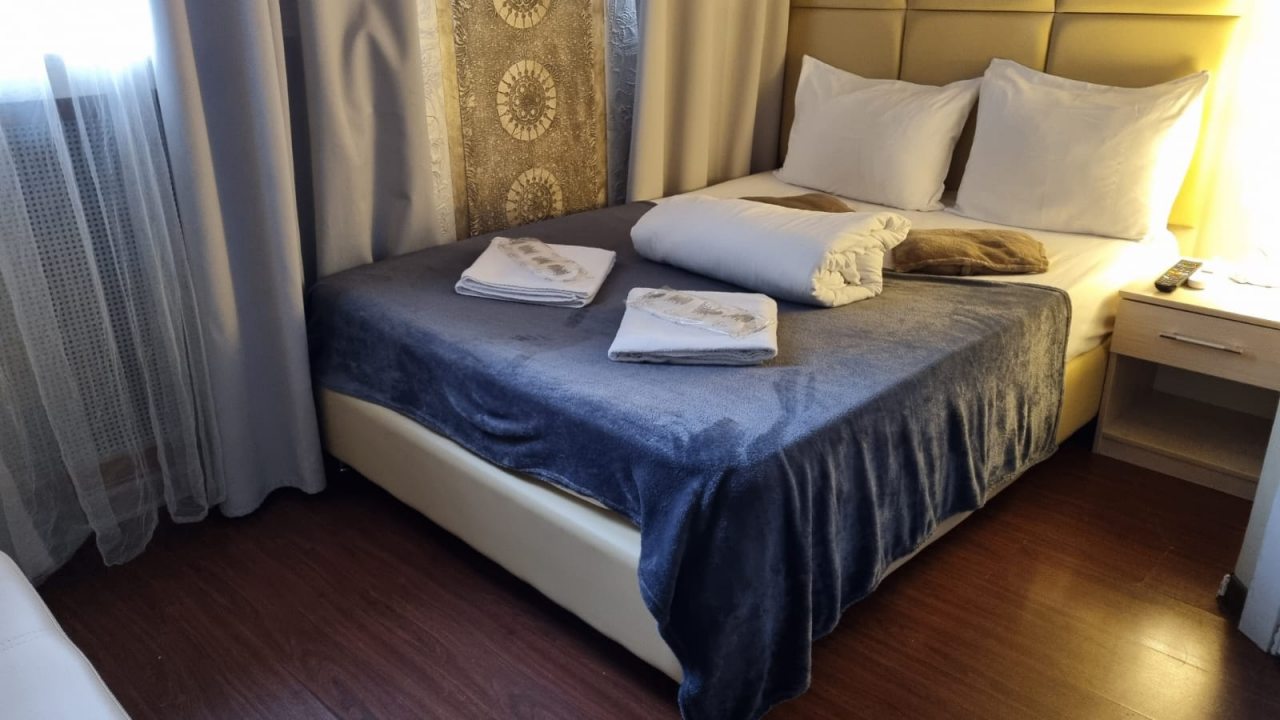 Двухместный (Номер категории СТАНДАРТ с одной двуспальной кроватью) отеля Апельсин, Москва