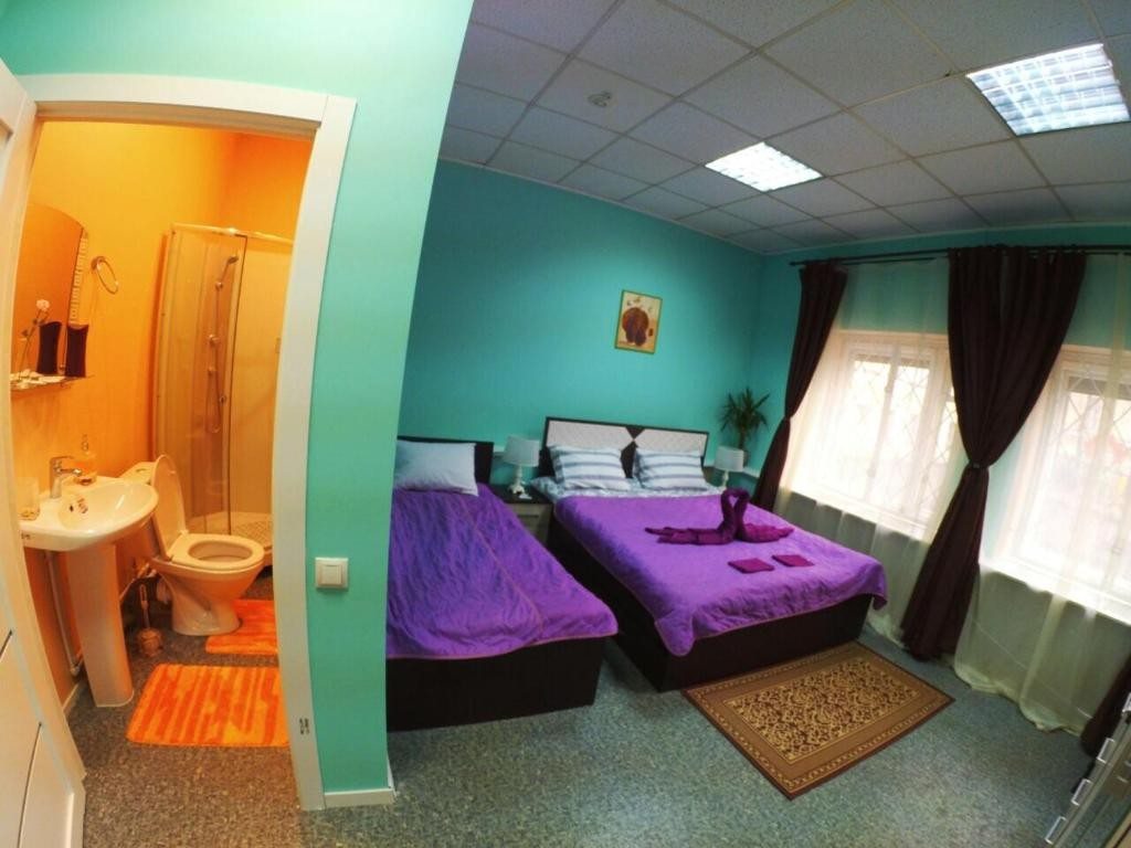 Трехместный (Трехместный номер с ванной комнатой) отеля Анита, Санкт-Петербург