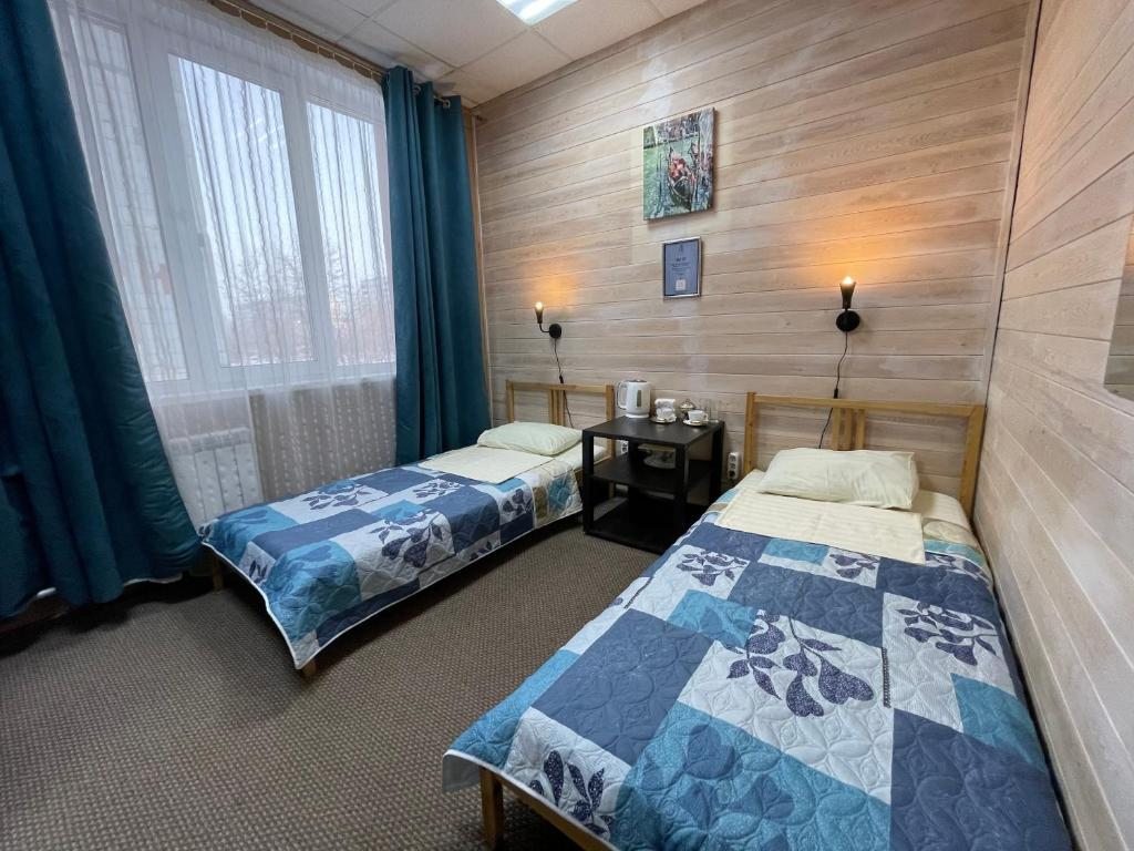Двухместный (Двухместный номер с 2 отдельными кроватями) мини-отеля Дипломат, Кемерово