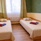 Две односпальные кровати в двухместном номере Супер эконом