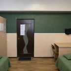 Две односпальные кровати в двухместном номере Супер эконом