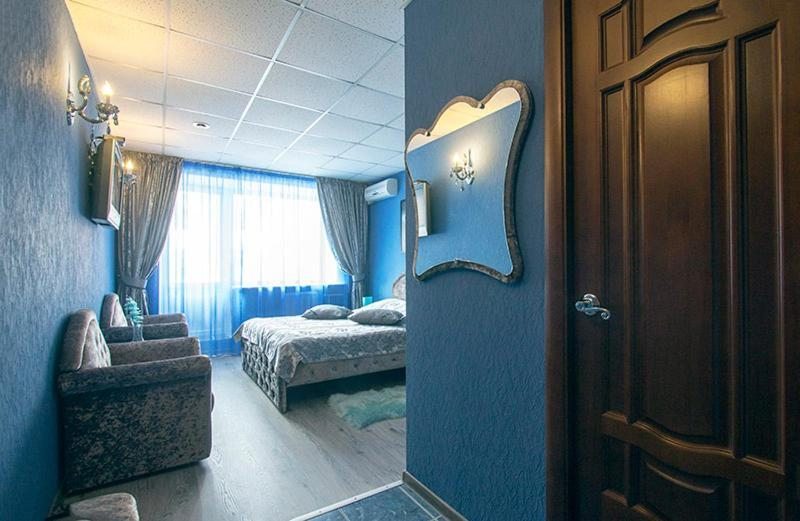 Двухместный (Номер с кроватью размера «king-size» и балконом) отеля Адем, Пермь