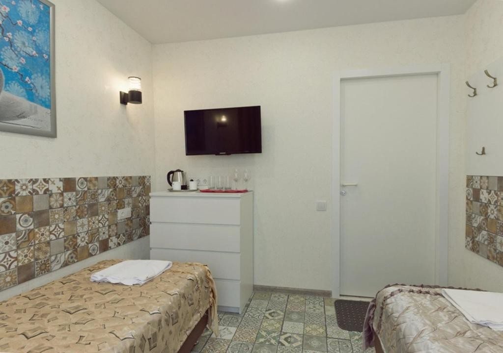 Двухместный (Стандартный двухместный номер с 1 кроватью или 2 отдельными кроватями) мини-гостиницы Австерия, Красноярск