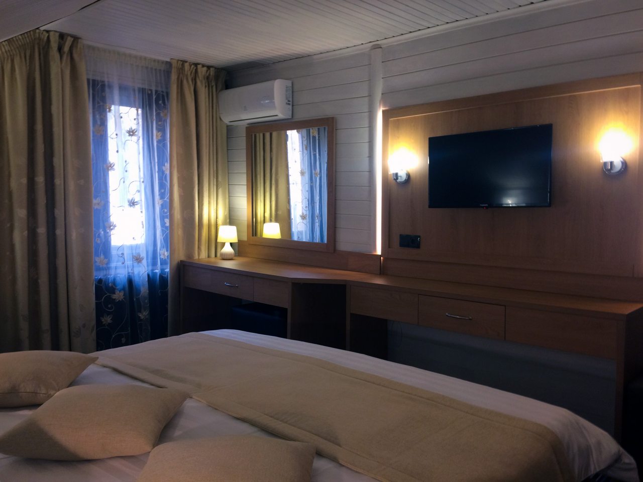 Номер (Коттедж Усадьба-3), База отдыха Верхний бор