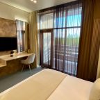 Восьмиместный (Вилла), База отдыха Верхний бор