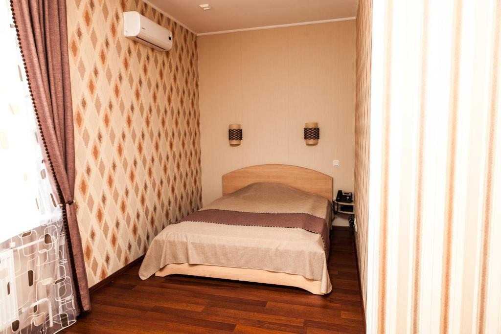 Двухместный (Стандартный двухместный номер с 1 кроватью) отеля Караван, Петрозаводск
