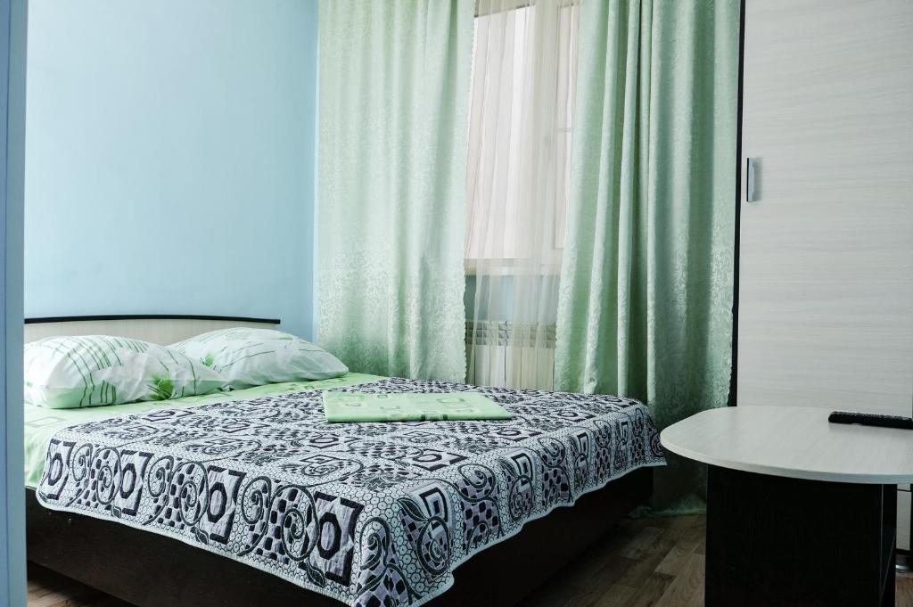 Двухместный (Бюджетный двухместный номер с 1 кроватью) мини-гостиницы Благодатный, Каменск-Шахтинский