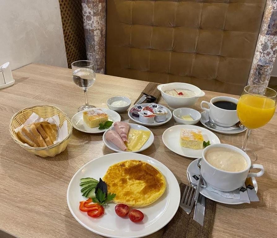 Континентальный завтрак, Отель Петровский
