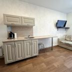 Двухместный (Улучшенный с 1 кроватью и диваном), Гостевой дом Матрешка