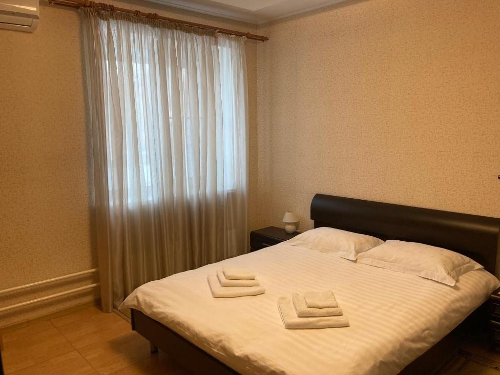 Двухместный (Двухместный номер «Комфорт» с 1 кроватью или 2 отдельными кроватями) отеля Три Сосны, Тольятти