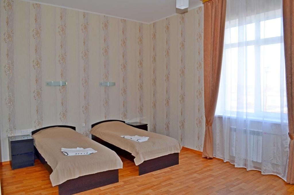 Двухместный (Стандартный двухместный номер с 2 отдельными кроватями) отеля Северный Замок, Саранск
