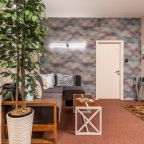 Зонты, Апарт-отель Джулиата Июль