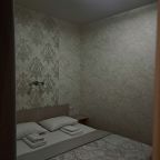 Трехместный, Успенский Двор Центральная