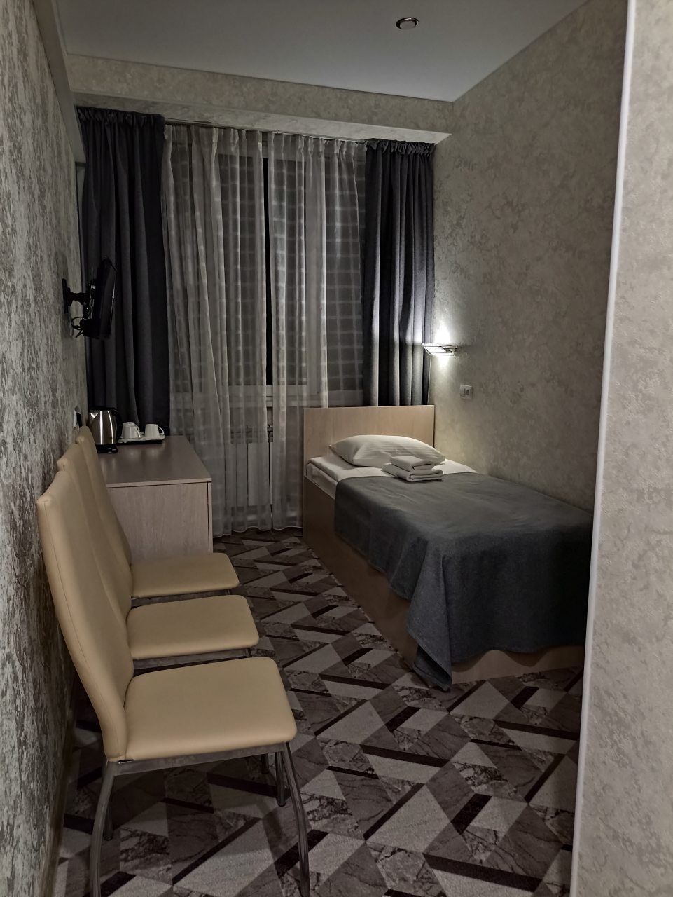 Трехместный, Успенский Двор Центральная