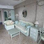 Апартаменты (Трёхкомнатные Апартаменты Luxury (ванная комната в номере, балкон, вид на море)), Курортный отель Бриз