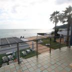Апартаменты (Трёхкомнатные Апартаменты Luxury (ванная комната в номере, балкон, вид на море)), Курортный отель Бриз